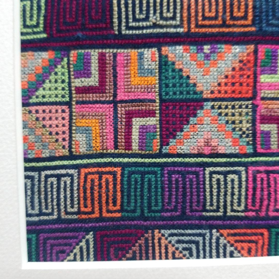 【お値引き】アジアン雑貨　エスニックインテリア　タイアカ族　　刺繍額　美品