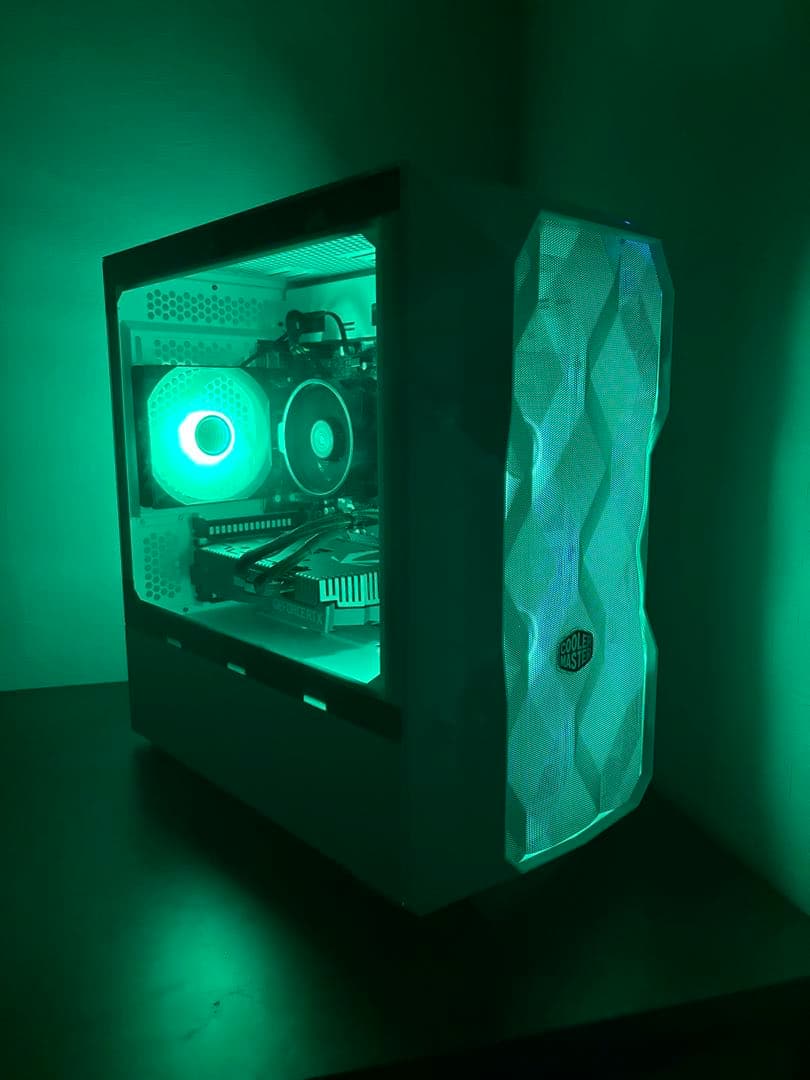 ホワイトゲーミングPC（ryzen,Windows11,RTX,SSD）