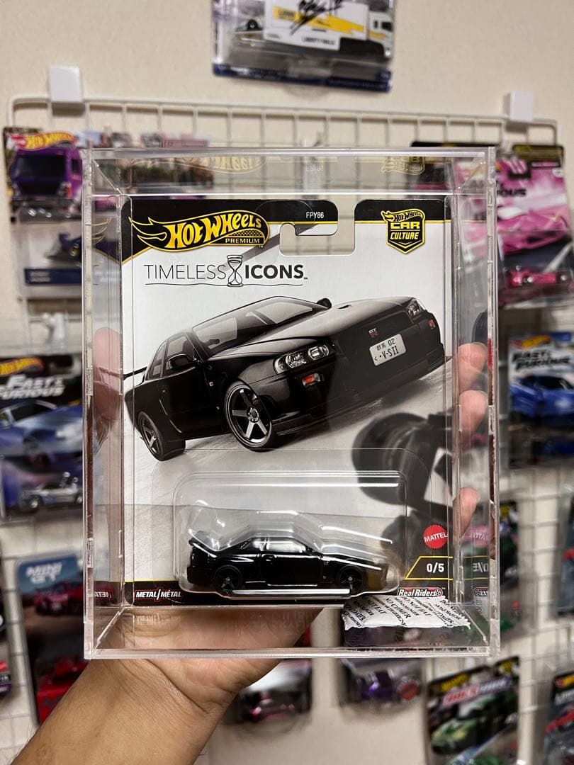 ホットウィール 　チェイス　スカイライン　GT-R V-SPECⅡ BNR34