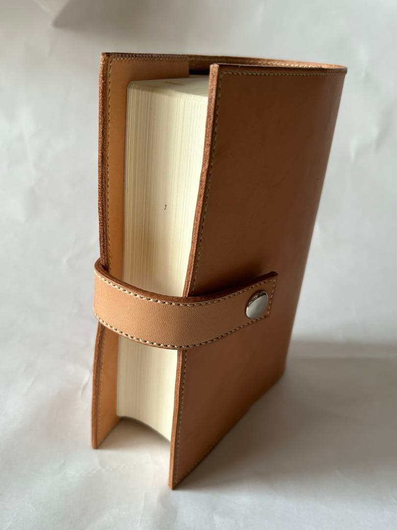 聖書 新改訳2017 中型 革カバー レザー ベージュ