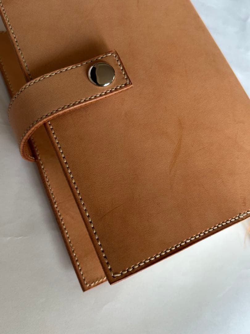 聖書 新改訳2017 中型 革カバー レザー ベージュ