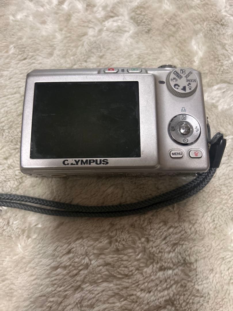 OLYMPUS FE-220 シルバー デジタルカメラ