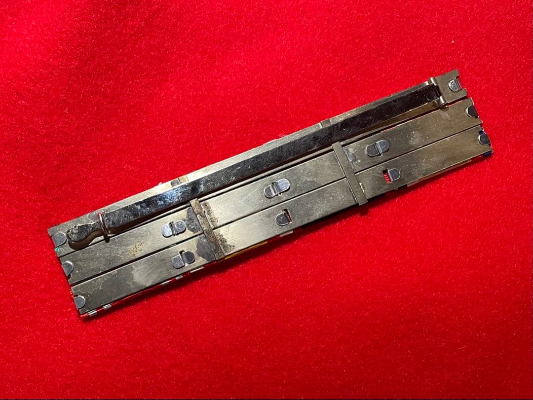 日本軍　略綬　大勲位菊花大綬章　勲一等旭日桐花大綬章入り　12連略綬