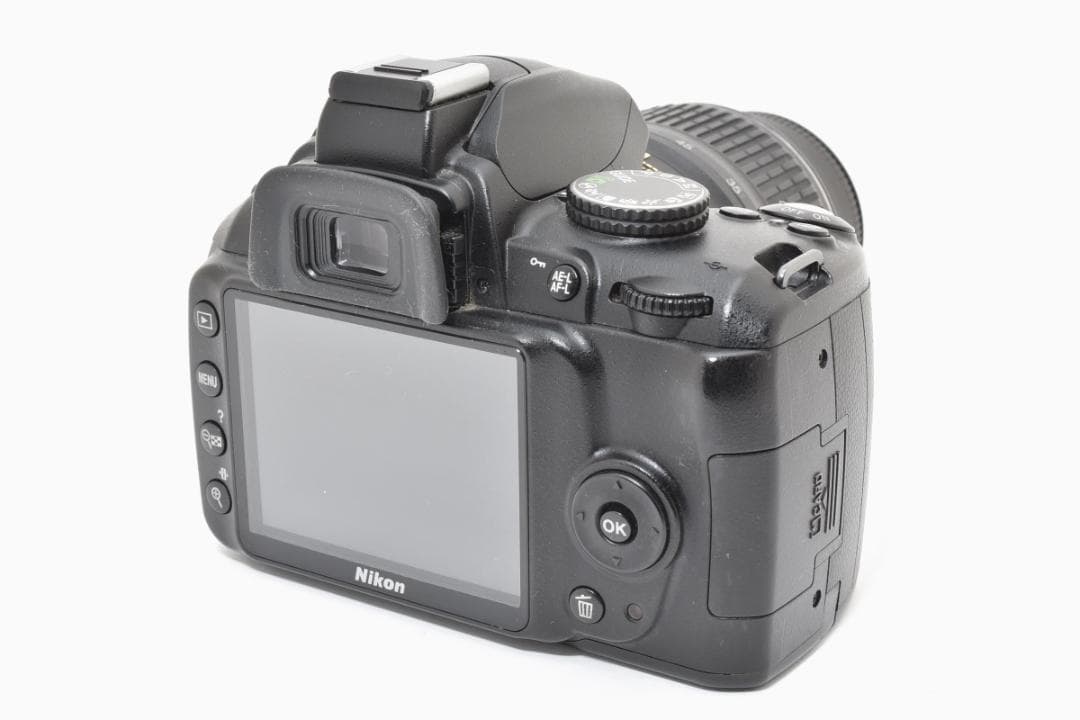 ★美品★Nikon ニコン D3000 18-55 レンズセット #21911
