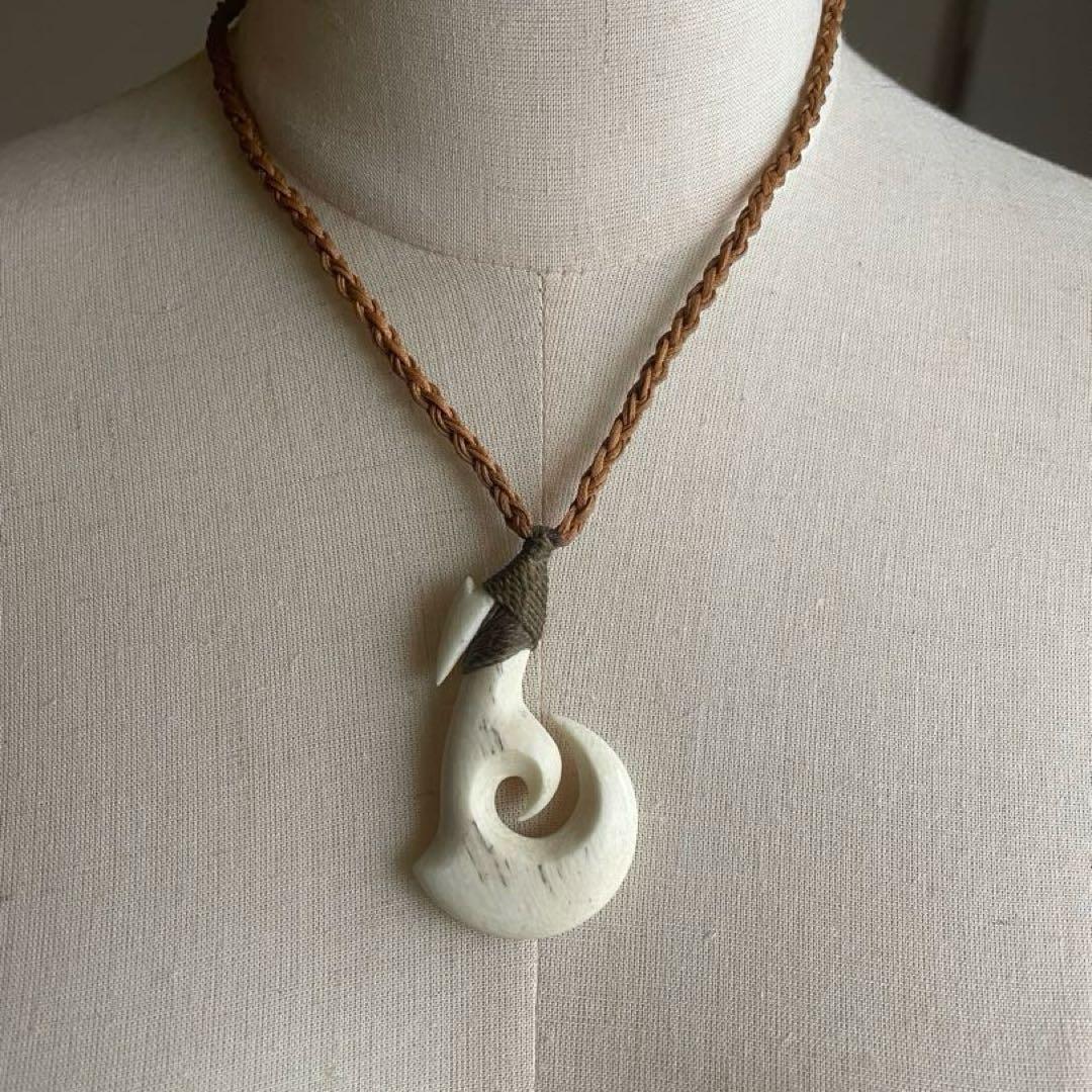 ボーンカービングネックレス FH57★マッコウ