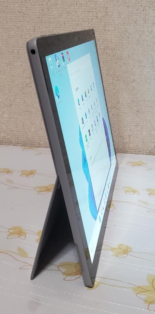 ★美品★ Surface Pro6 i7-8650U/16GB/512GB