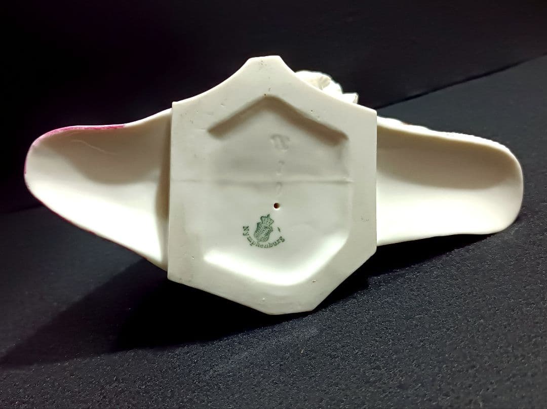 【希少】ニンフェンブルク フィギュリン ピンクドレス 貴婦人像