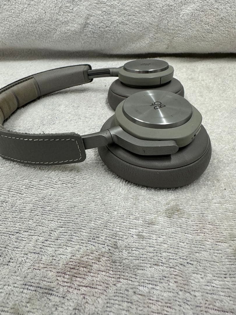 ！Bang & Olufsen ワイヤレスヘッドホン