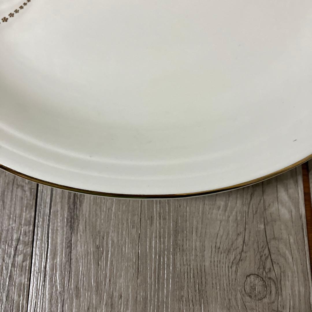 E-1 【極美品】大皿 金彩 小花柄 シェルレリーフ プレートパーティー盛皿上品