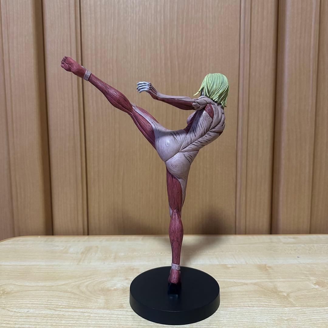 進撃の巨人 POP UP PALADE 女型の巨人【開封品】