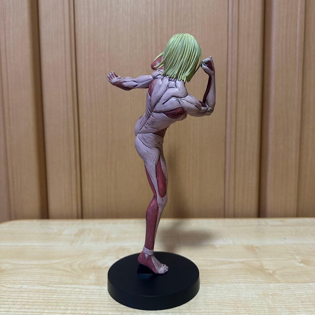 進撃の巨人 POP UP PALADE 女型の巨人【開封品】
