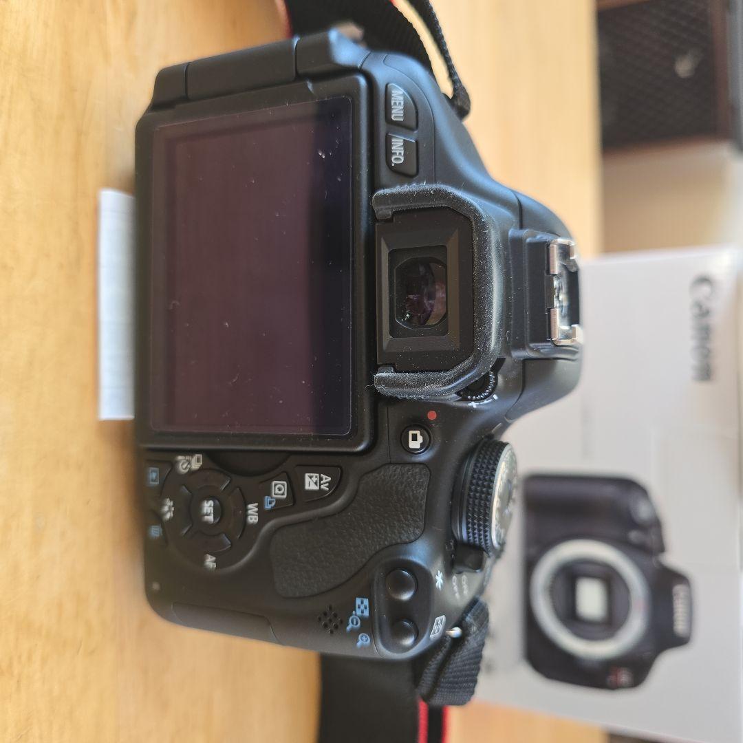 Canon EOS Kiss X5 ボディ デジタル一眼レフ