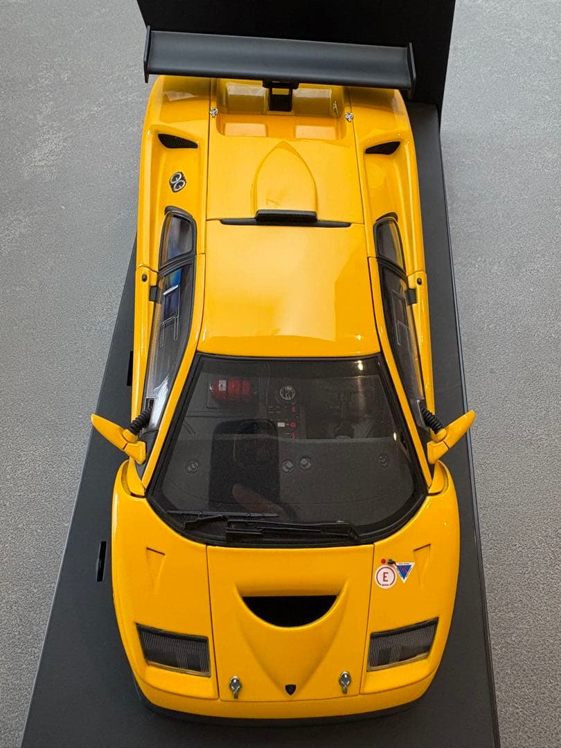 オートアート製 ランボルギーニ ディアブロGTR 1/18