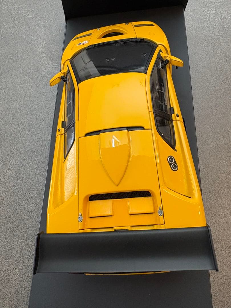 オートアート製 ランボルギーニ ディアブロGTR 1/18