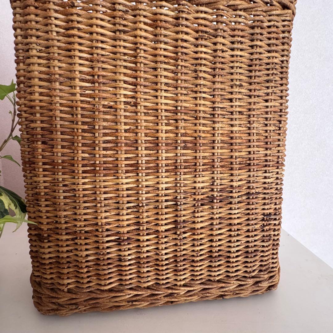 【アケビ】籠バックA4サイズ　縦型