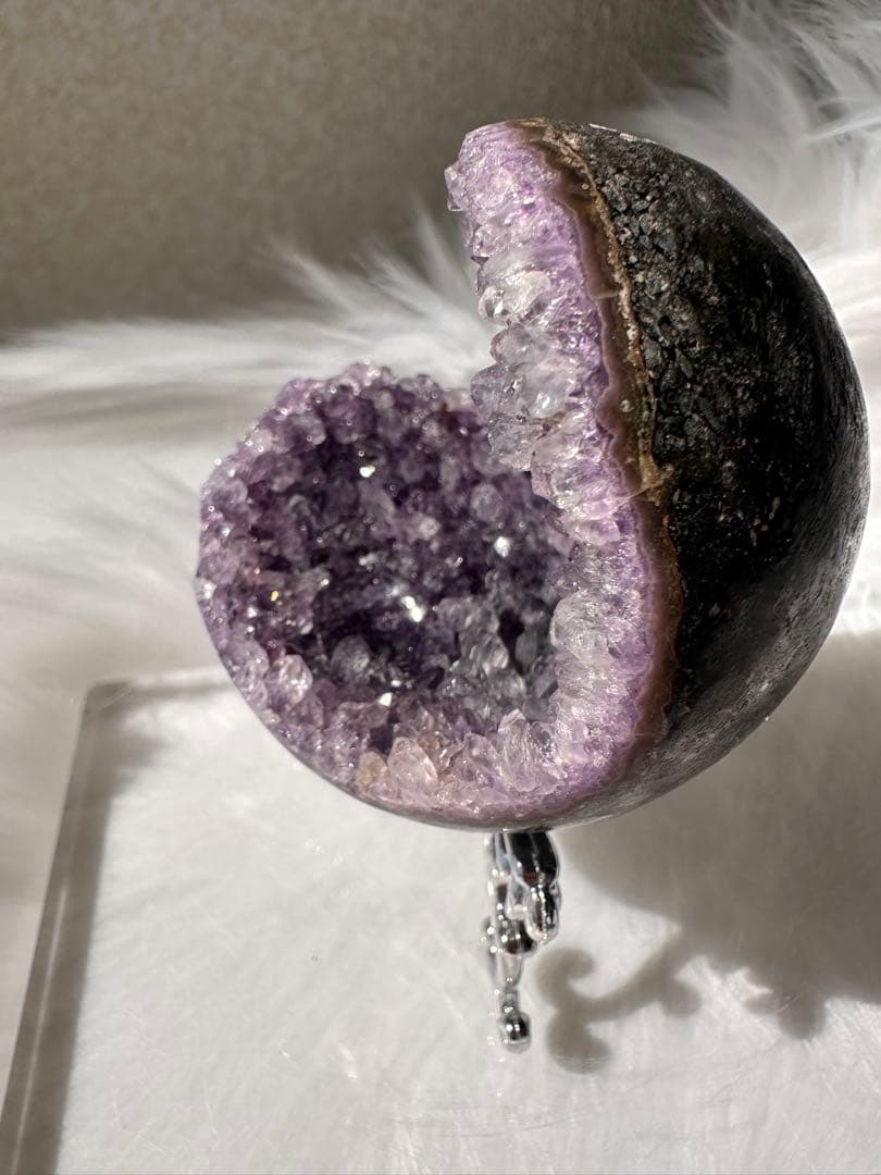 ウルグアイ産 アメジスト笑口 淡紫ラベンダー 優しい波動・天然原石 1092