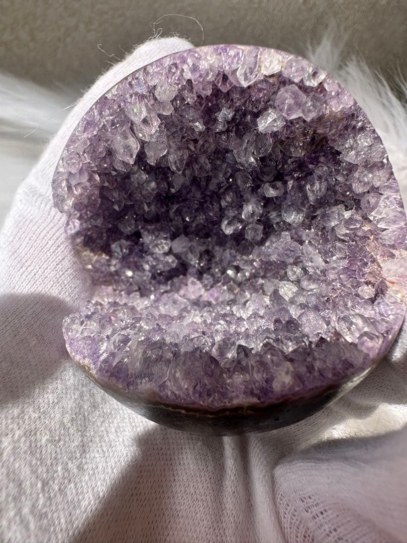 ウルグアイ産 アメジスト笑口 淡紫ラベンダー 優しい波動・天然原石 1092