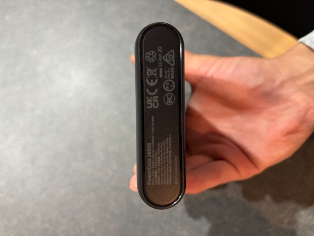 Anker モバイルバッテリー 黒