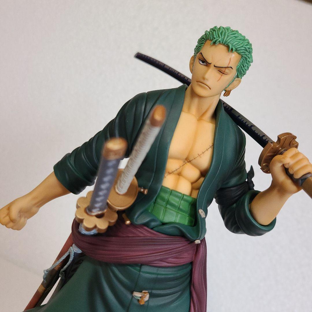 ONE PIECE　ワンピースゾロフィギアP.O.P
