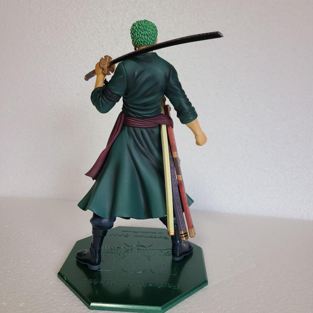 ONE PIECE　ワンピースゾロフィギアP.O.P