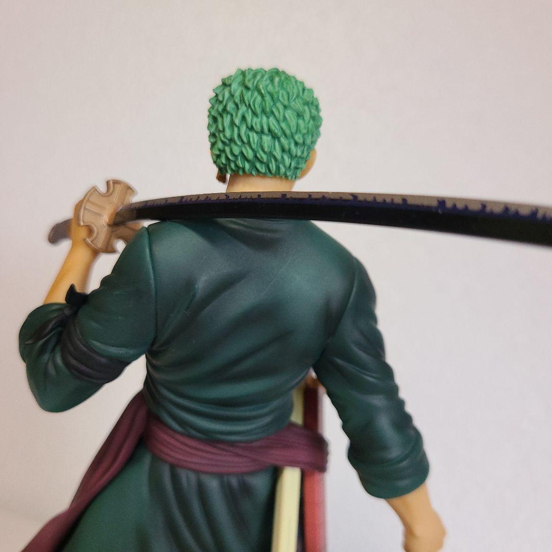 ONE PIECE　ワンピースゾロフィギアP.O.P