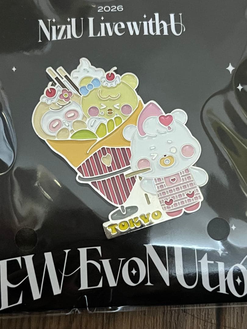 NiziU NEW EvoNUtion会場限定BIGピンバッジ コンプリート