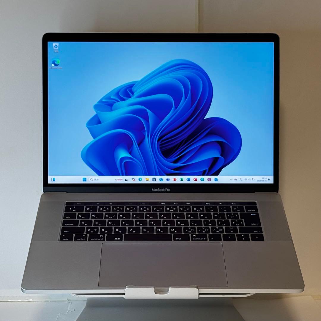 MacBookPro i7/16GB/512GBフルスペックWin＋Office