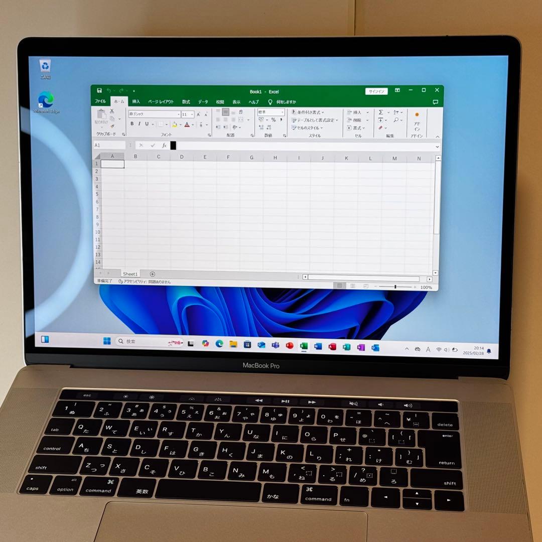 MacBookPro i7/16GB/512GBフルスペックWin＋Office