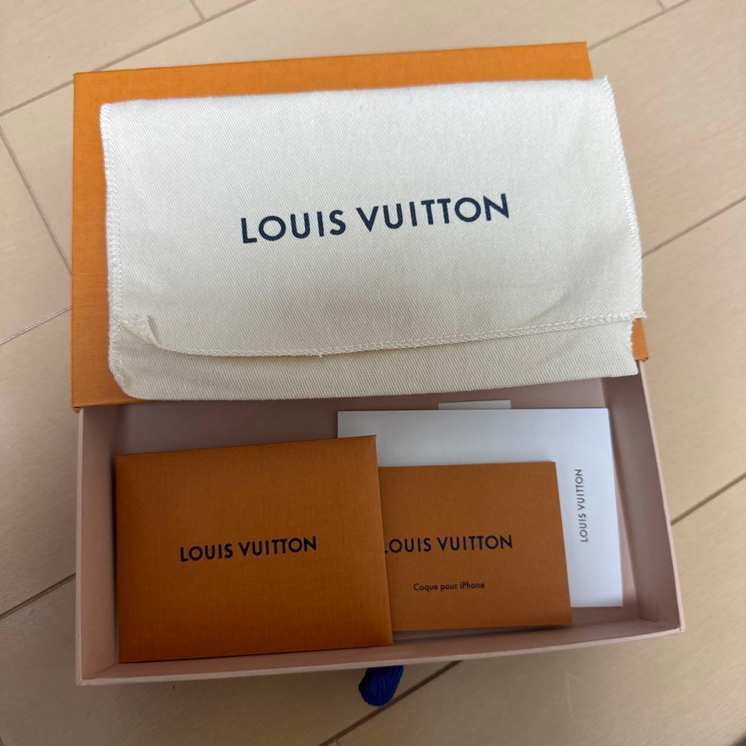 最終値下げ！ルイヴィトン　iPhone12/12Proケース　箱、内袋付き