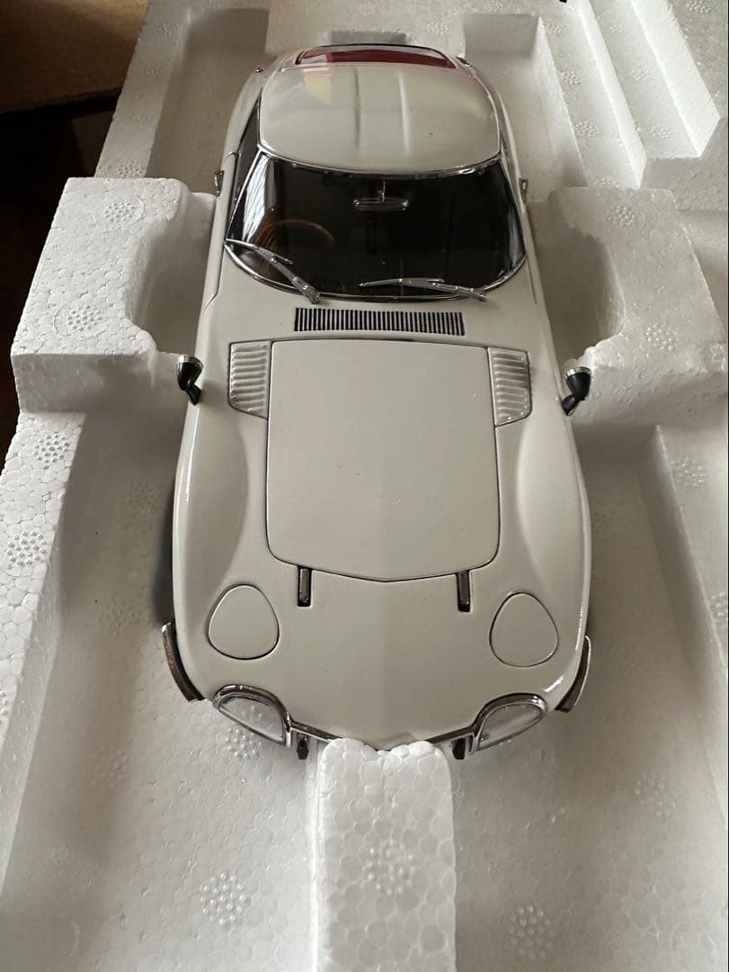 EBBRO（エブロ）製のトヨタ 2000GTのダイキャストモデル
