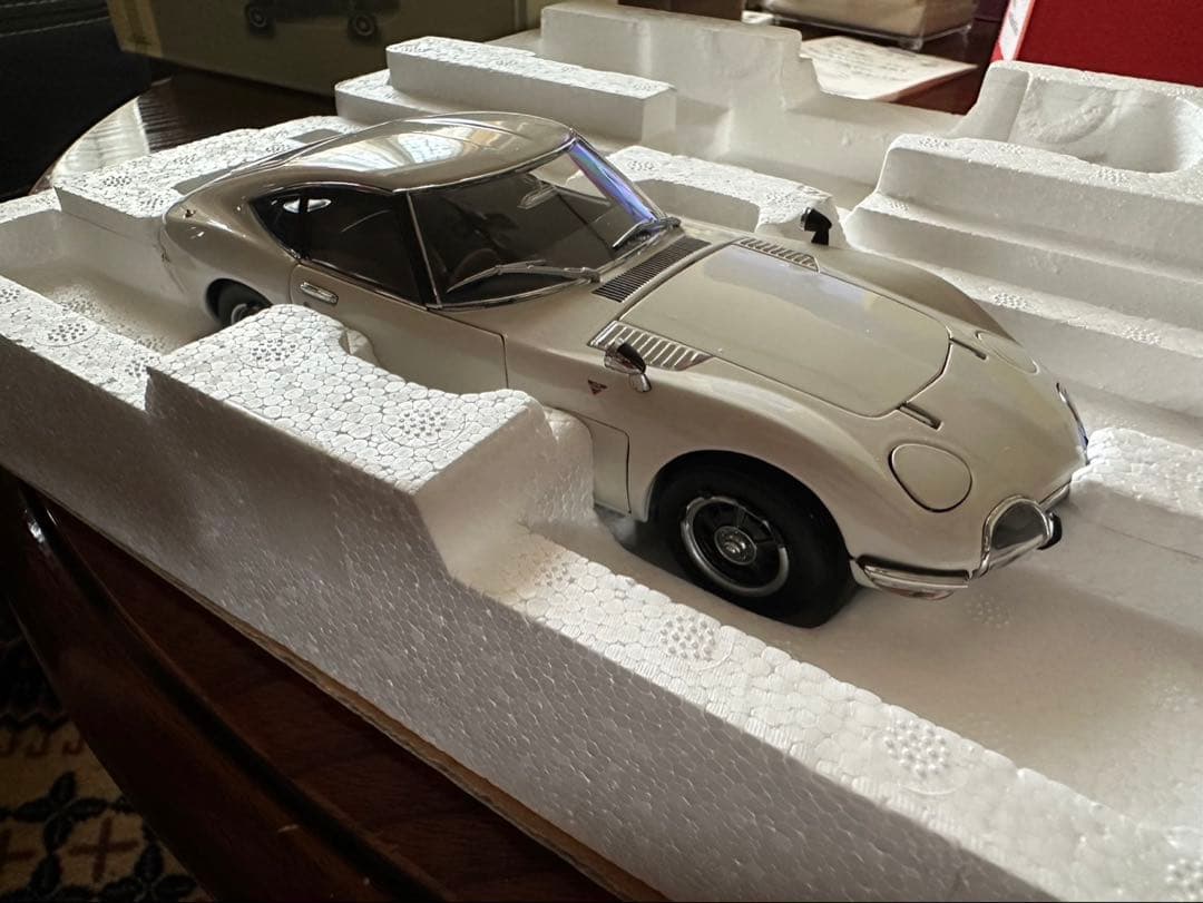 EBBRO（エブロ）製のトヨタ 2000GTのダイキャストモデル