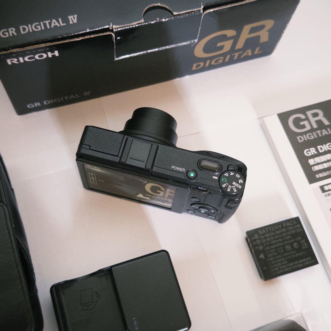 ち*る様 【美品】 RICOH GR DIGITAL IV