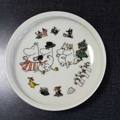 アラビア ムーミン お皿とカップのセット 廃盤品 チルドレンセット