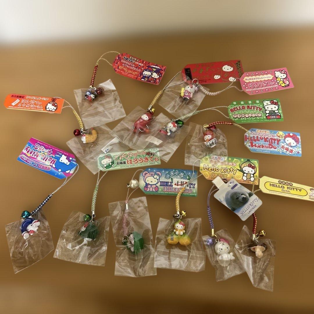 ご当地キティちゃん　ストラップ　55個