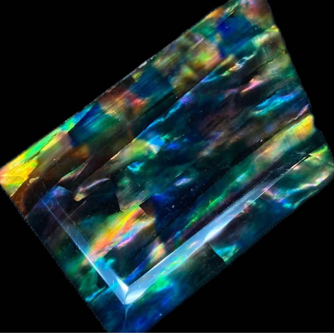 アンモライト ルースストーン 宝石 オパール化 65.20ct 天然 化石一点物