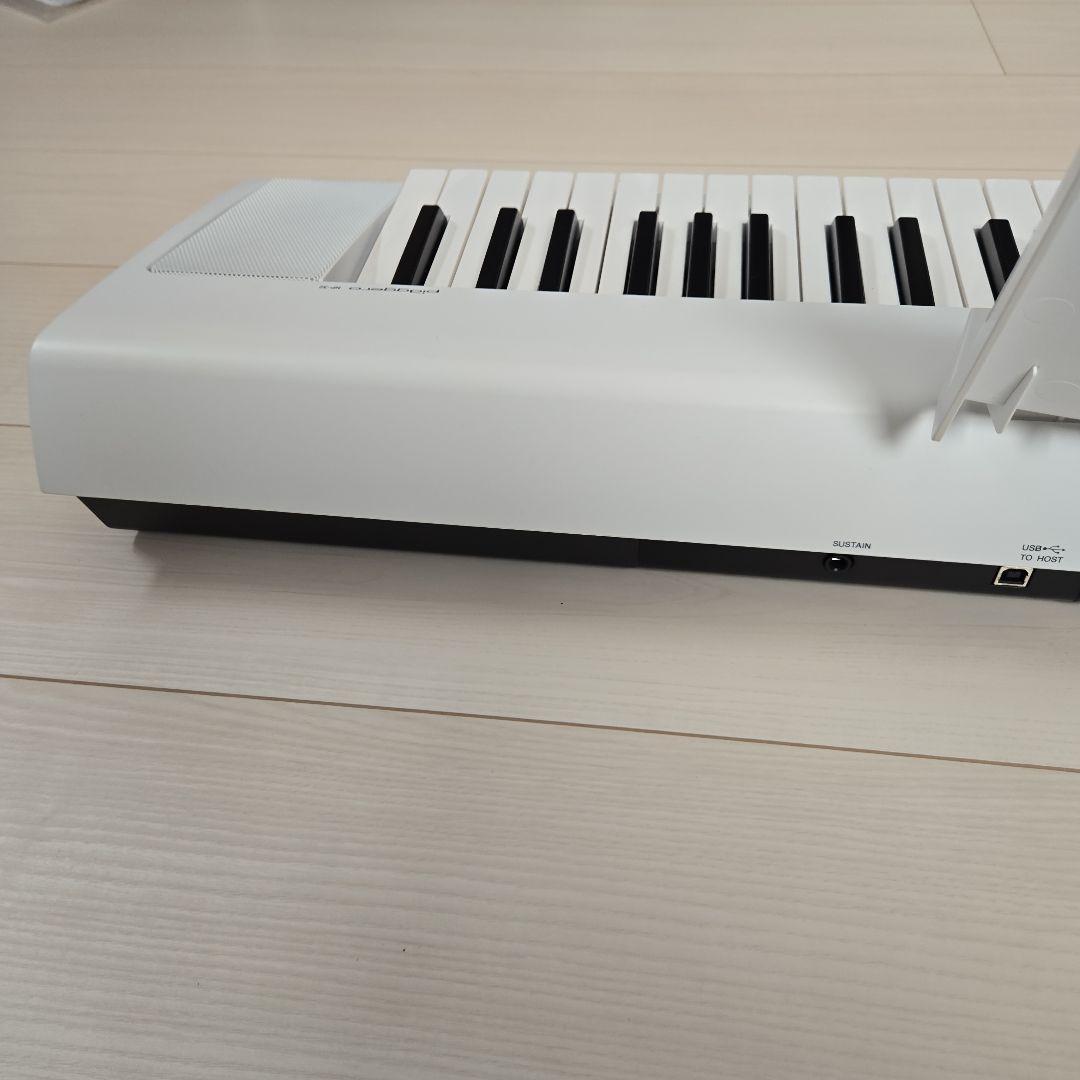 YAMAHA 電子キーボード　Piaggero NP-32
