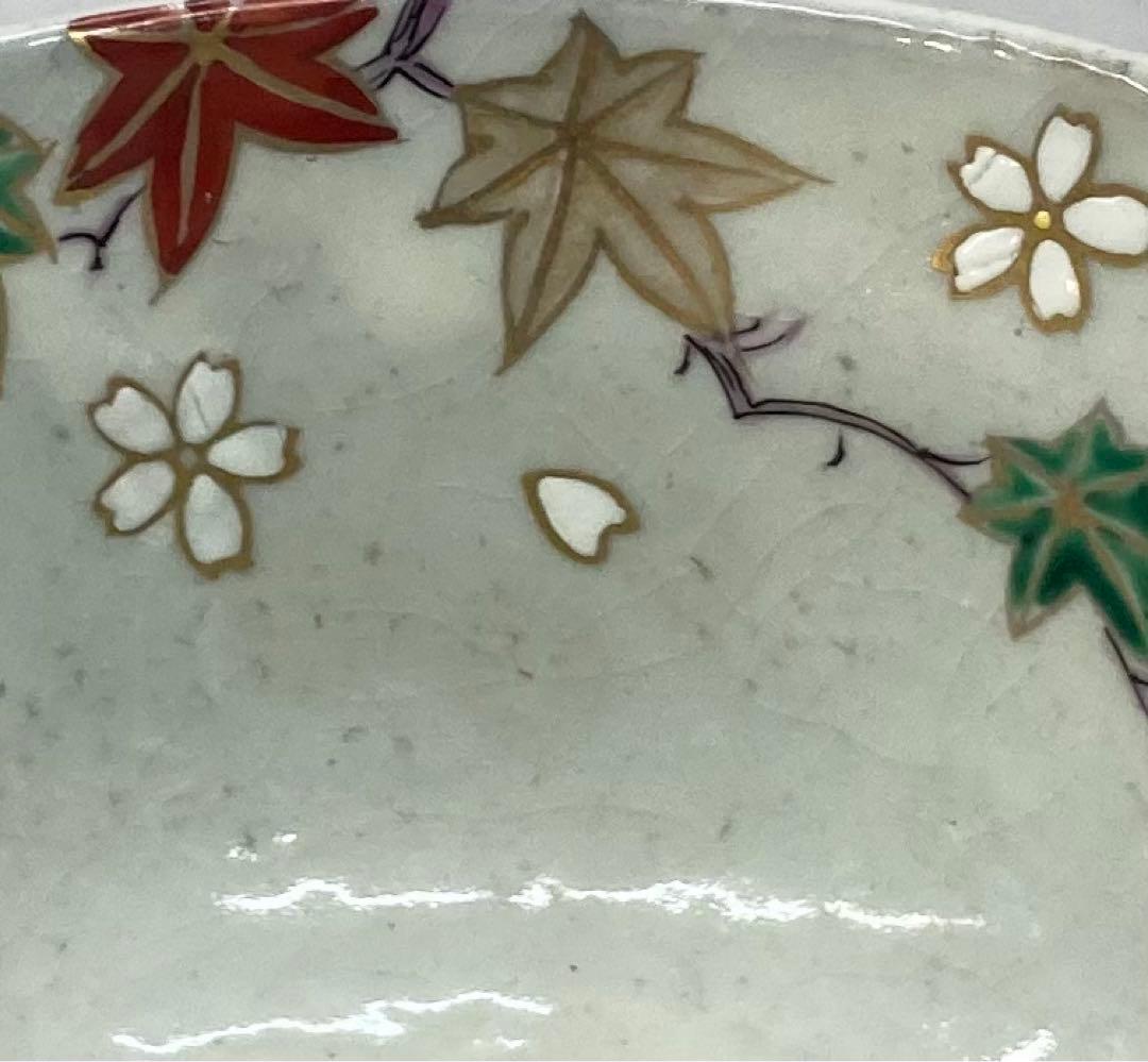 B202b  「雲錦流水 茶碗」京泉作　共布共箱　京東山　日吉窯　桜・紅葉・流水