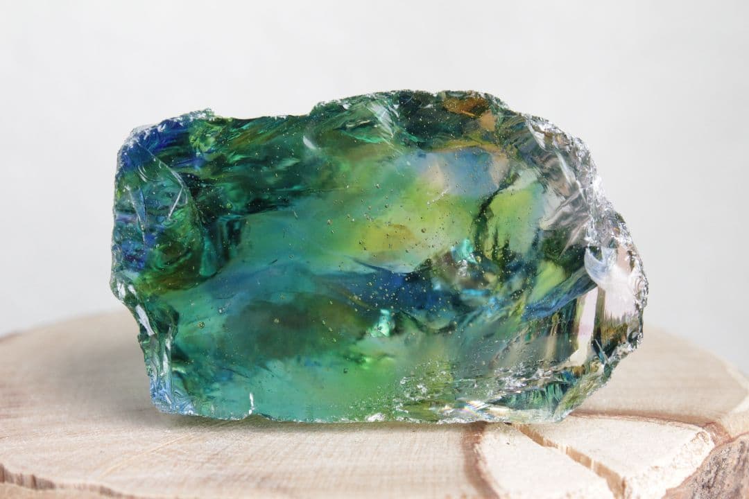 インドネシア産アンダラクリスタル　マルチカラー