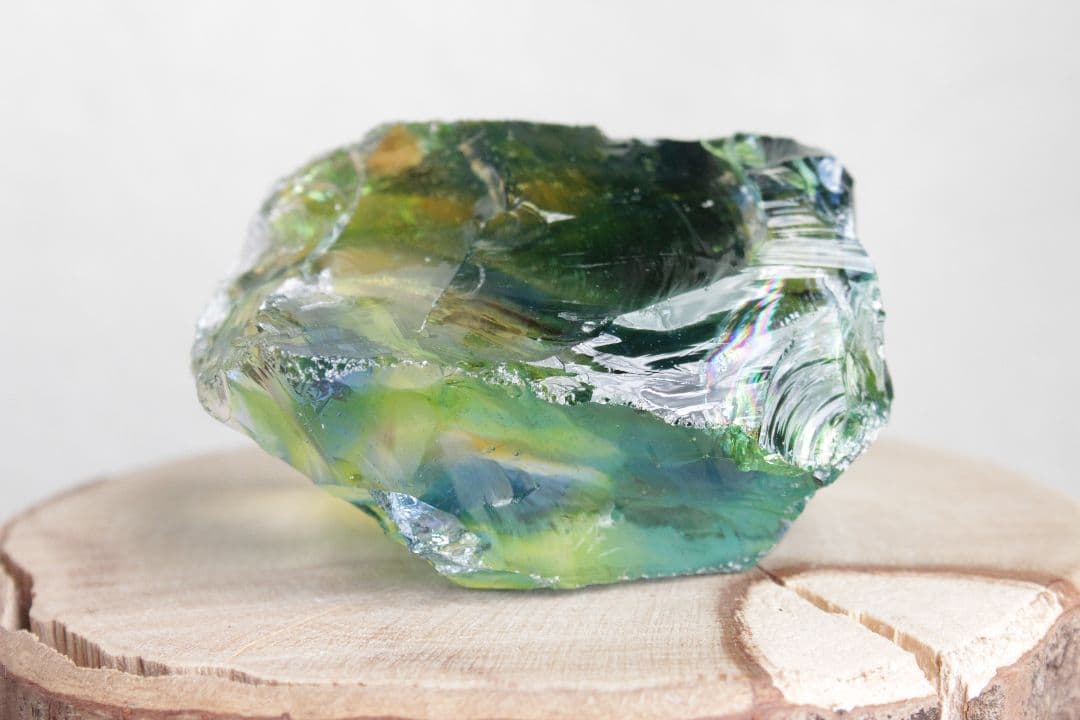 インドネシア産アンダラクリスタル　マルチカラー