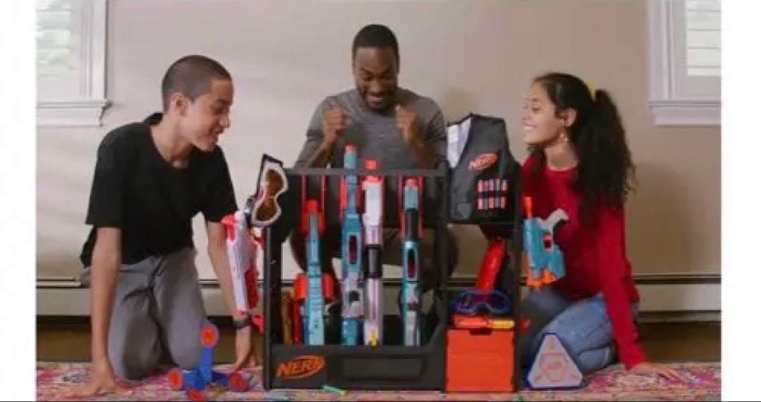 NERF Eliteプラスターラック 最大6つのプラスター収納可能