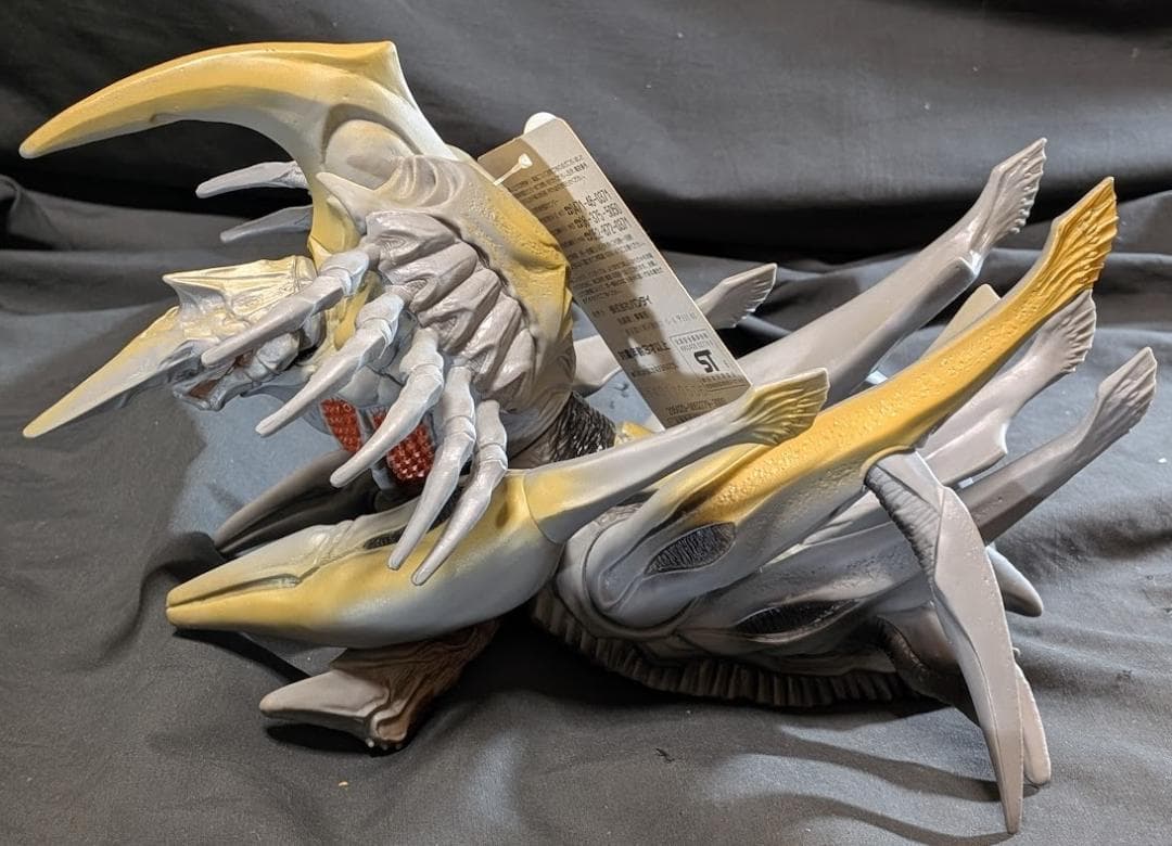 レギオン「ガメラ２」登場（バンダイ）タグ付ソフビフィギュア