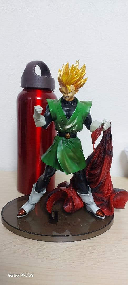​ドラゴンボールZ HQDX フィギュア 孫悟飯 スーパーサイヤ人
