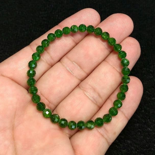 【良質,小粒】クロムダイオプサイト ５㎜　ブレスレット　美品　希少　高品質