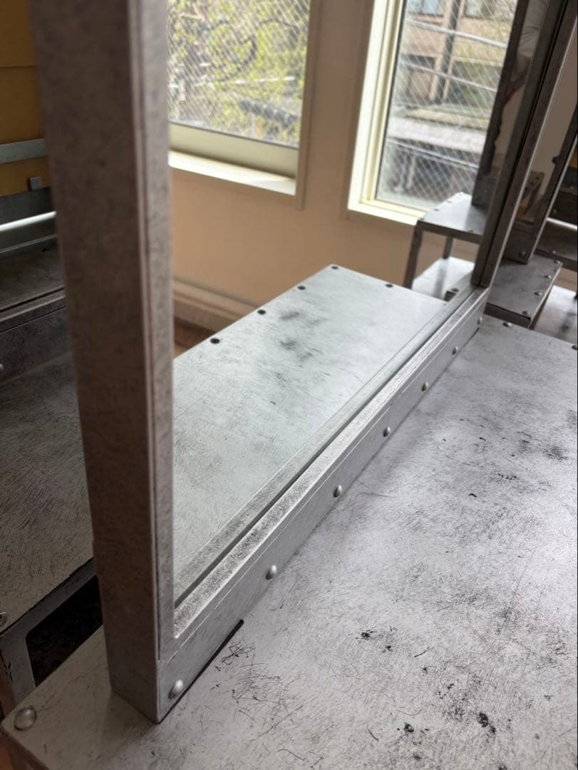 アンティーク調メタルフレーム美容室サロン用鏡台６台