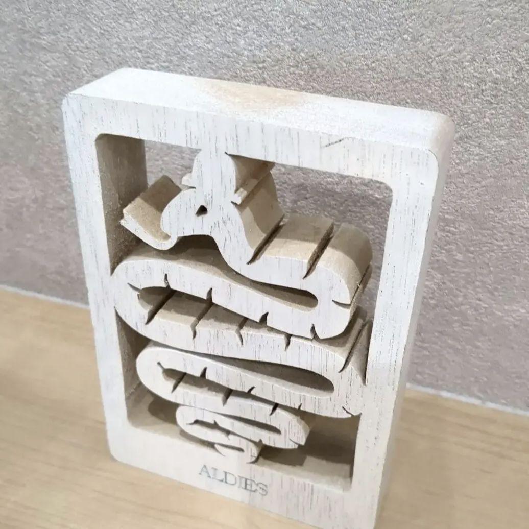 【完全 非売品　限定品】ALDIES ロゴ 　ブランドモチーフ　木彫り 置物