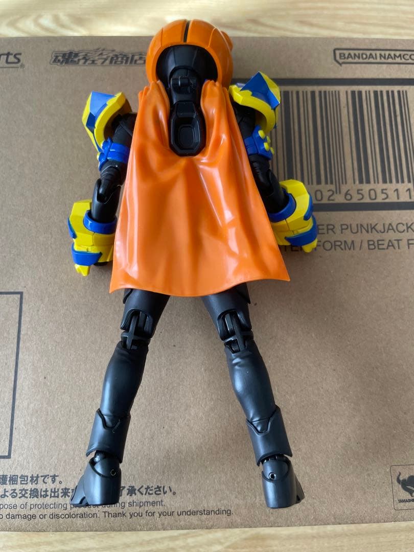 S.H.Figuarts 仮面ライダーパンクジャック モンスター/ビートフォーム