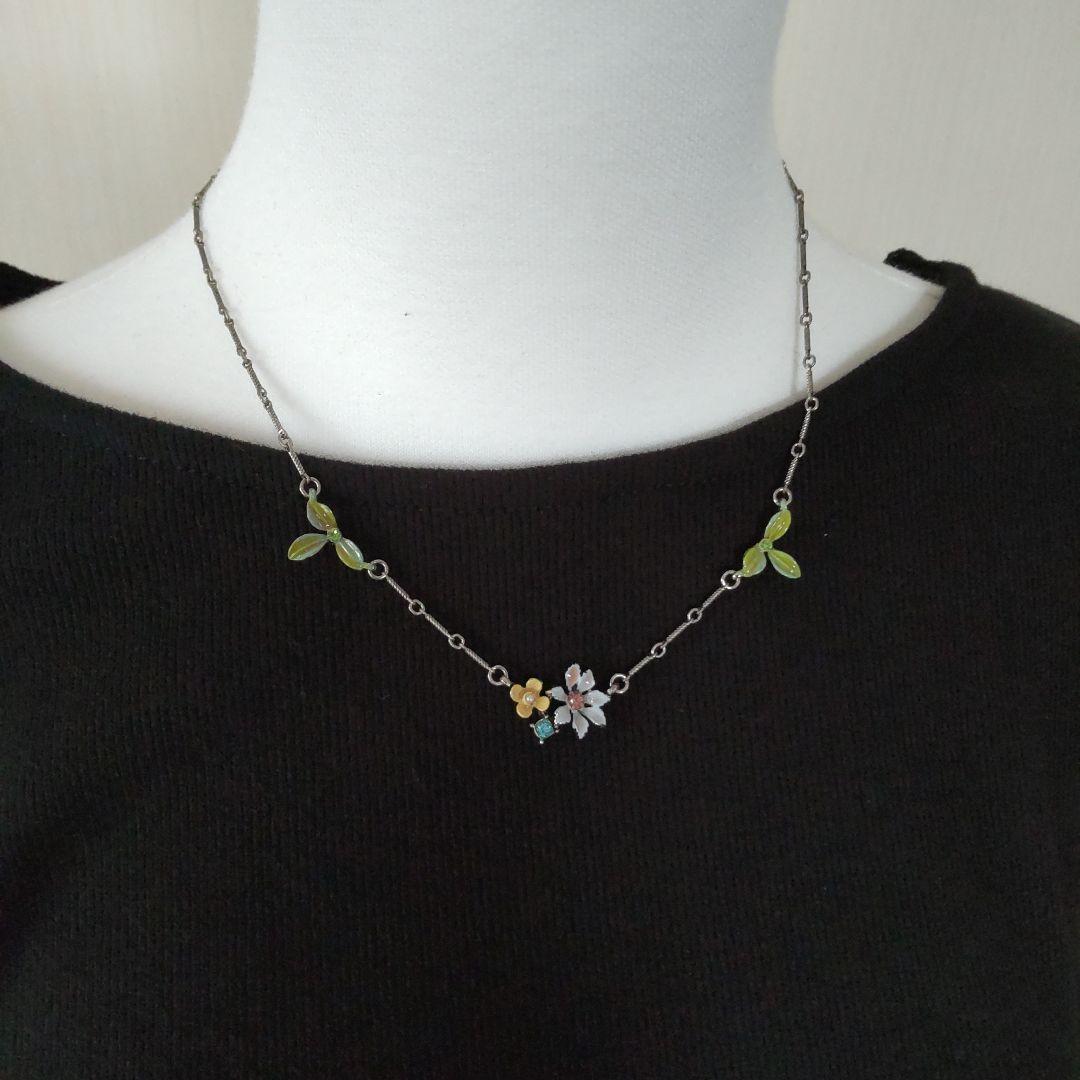 ジェラルドヨスカ　ニューヨークブランド 花と葉のネックレス未使用