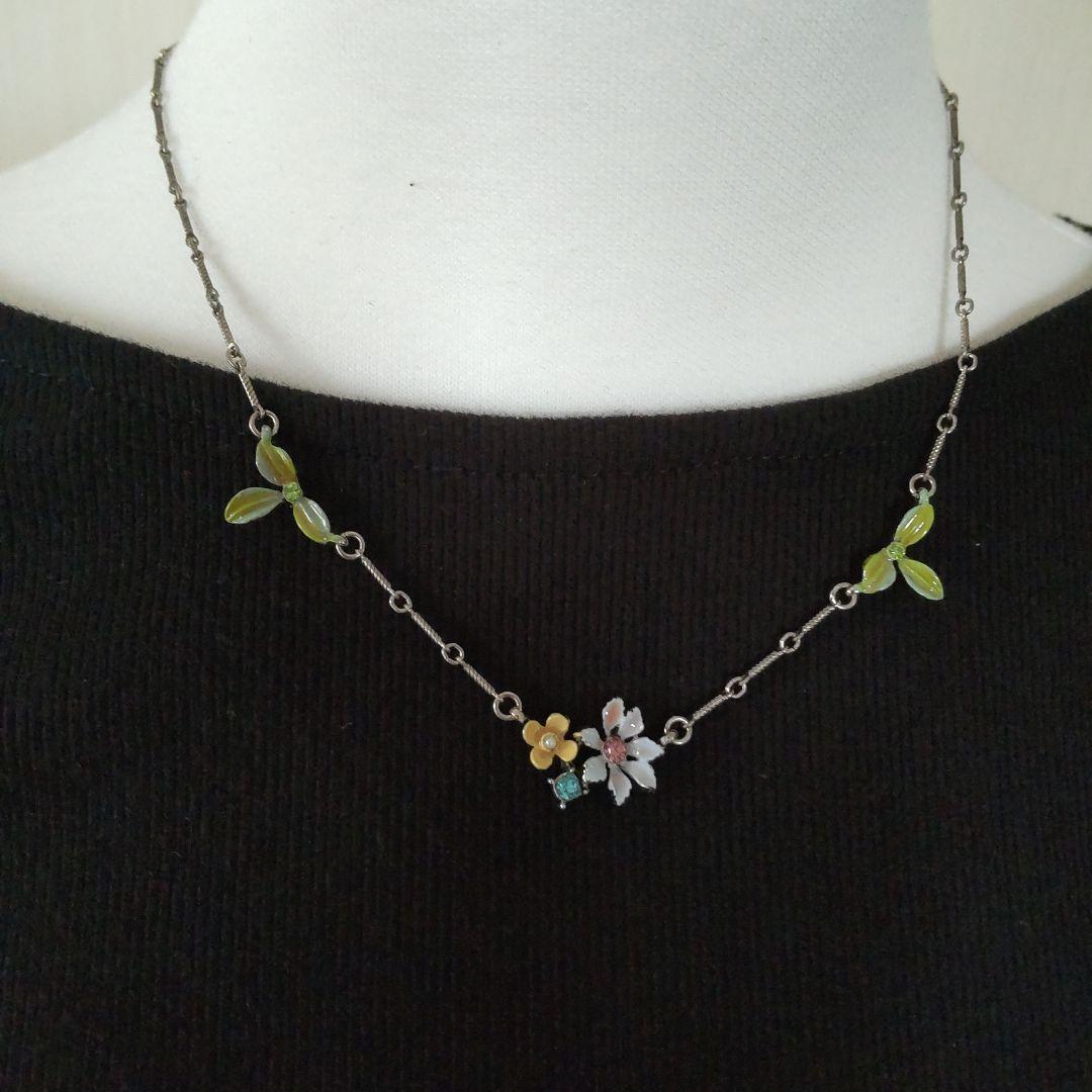 ジェラルドヨスカ　ニューヨークブランド 花と葉のネックレス未使用