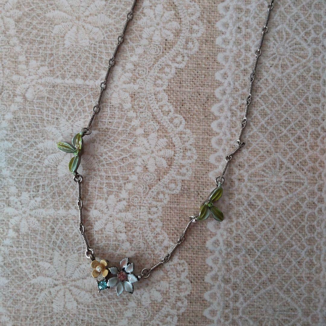 ジェラルドヨスカ　ニューヨークブランド 花と葉のネックレス未使用