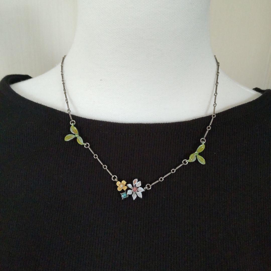 ジェラルドヨスカ　ニューヨークブランド 花と葉のネックレス未使用